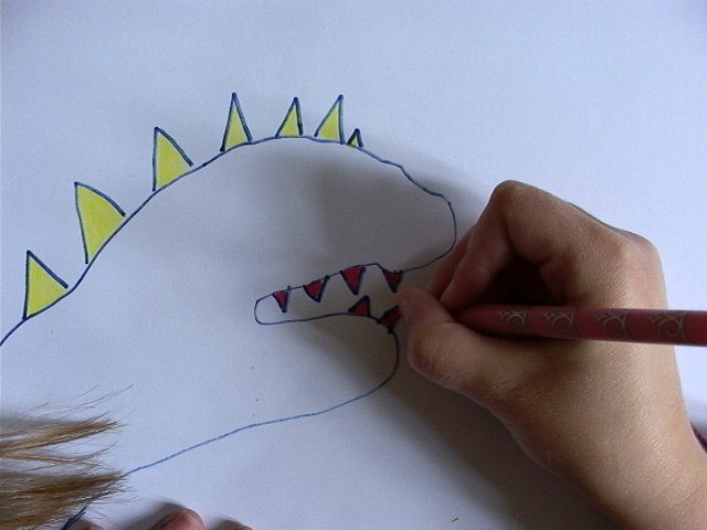 dinosaur-drawing03-source_ubg.jpg